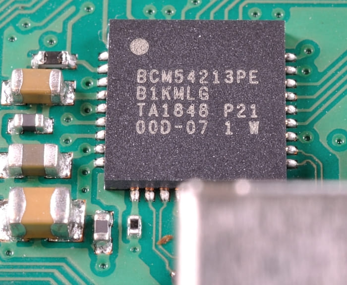 BCM54213_Gigabit_ethernet_controller_700.jpg BCM54213_Gigabit_ethernet_controller_700.jpg