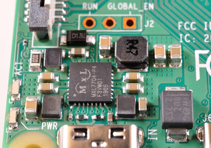 Pi4B_power_circuitry_700.jpg Pi4B_power_circuitry_700.jpg