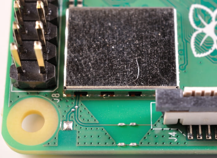 Pi4B_wifi_module_Proant_antenna_700.jpg Pi4B_wifi_module_Proant_antenna_700.jpg