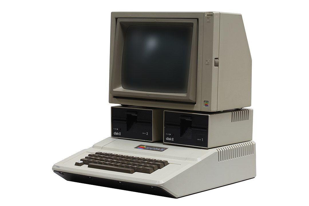 1080px-Apple_II-IMG_7064.jpg