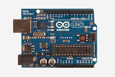 ArduinoUnoFront240.jpg